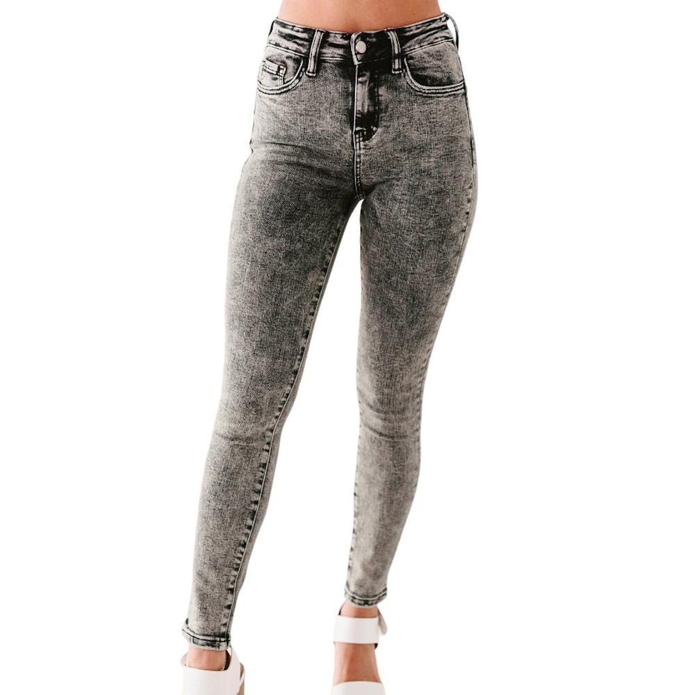 Vervet Acid Wash Grey Skinny Jean - NWT Size 27